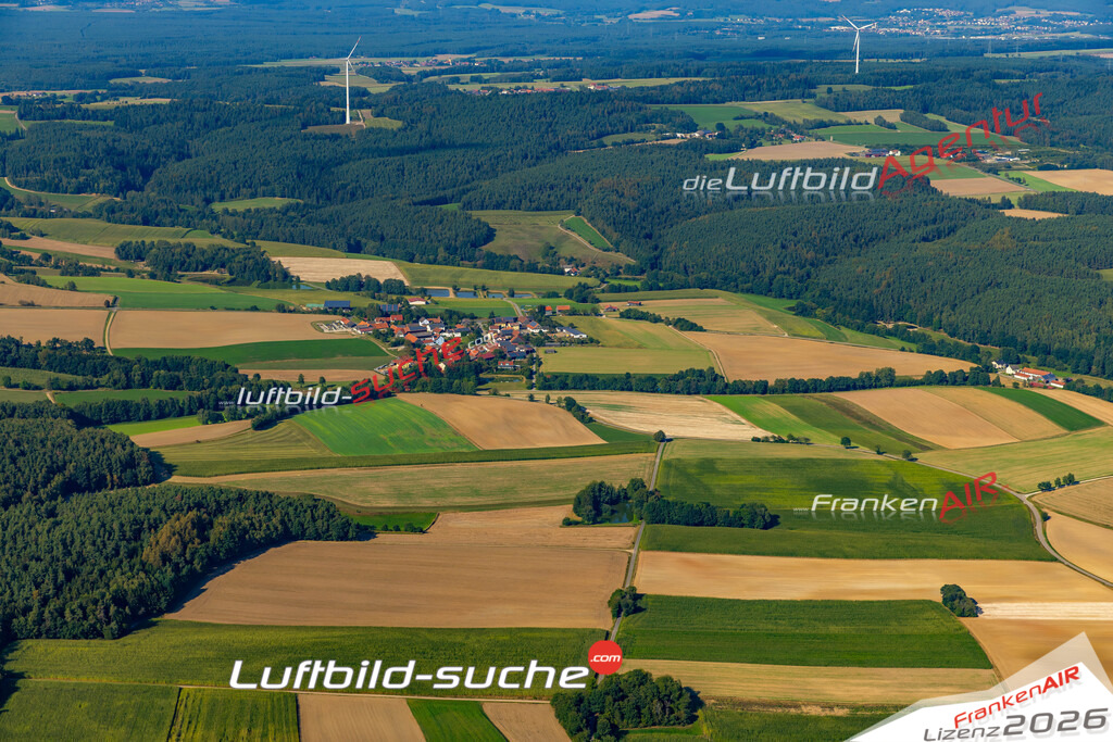 Das Luftbild zeigt : Wolfsbach Schmidgaden - Die Luftaufnahme wurde 2024 vom UL-Flugzeug aus erstellt ( keine Drohne ) - Hochauflösende Luftaufnahme - Für grossformatige Ausdrucke geeignet. Die Geschenkidee !Mit Lizenz und Bildrechte bestellbar