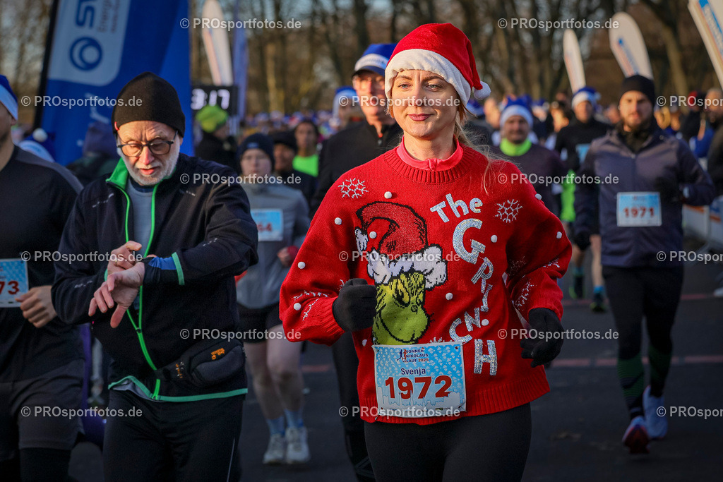 6. Bonner Nikolauslauf; Bonn, 14.12.2025 | Impressionen vom 6. Bonner Nikolauslauf am 14.12.2025 in Bonn (Nordrhein-Westfalen). 