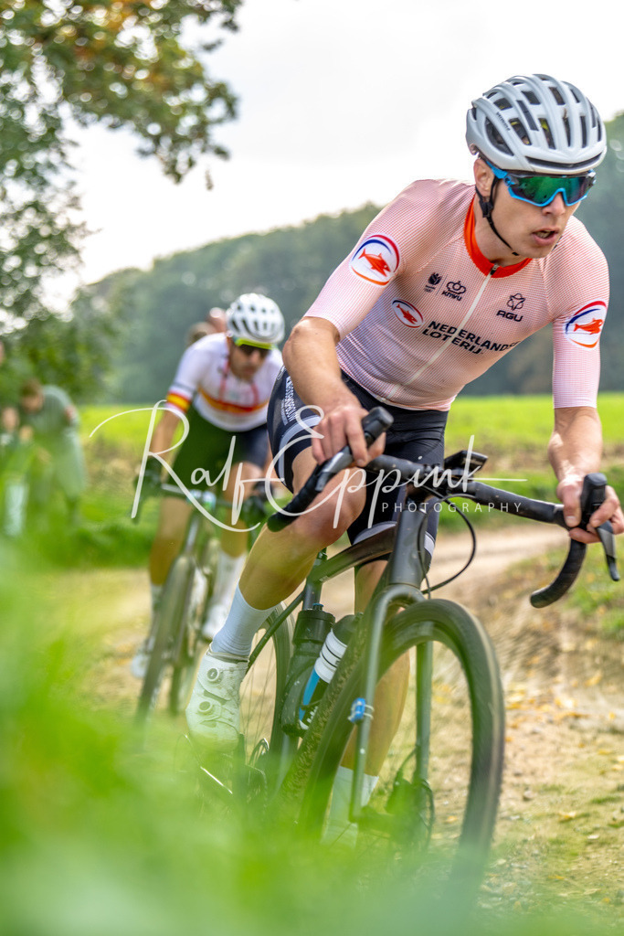 Ralf Eppink Photography 20251012_DSC03420 | Sportfotografie, Eventfotografie, Porträtfotografie, Radsport Fotograf, Triathlon Fotograf, Düsseldorf Fotograf, Köln Fotograf, Actionfotografie, Teamfotografie, Peoplefotografie, Business Portraits, Veranstaltungsfotografie, Reportagefotografie - Realisiert mit Pictrs.com