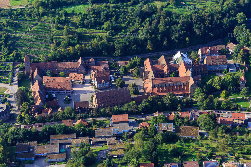 Luftbild: Kloster Maulbronn UNESCO Welterbe in Maulbronn im Bundesland Baden-Württemberg in Deutschland. Foto: IMG_093461.jpg vom 22.08.2016 durch Werner Riehm/FLY-FOTO.deKloster Maulbronn