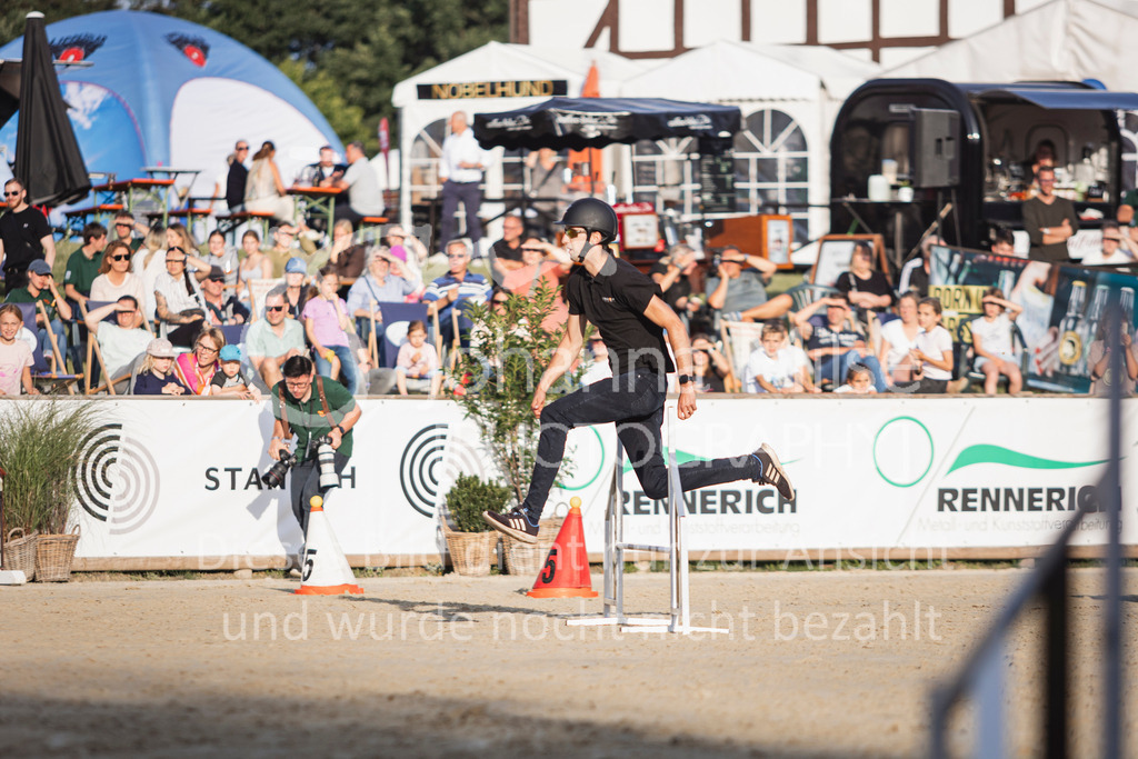 250711_BHO_Showabend-824 | Deine schönsten Turniermomente als professionelle Fotos! Entdecke hochwertige Pferdesport-Fotografie im Online-Shop. Jetzt Fotos finden & bestellen!