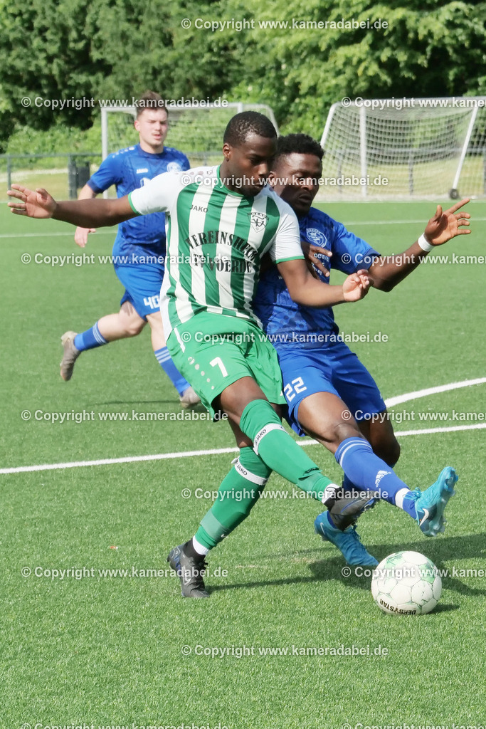Fußball : Bezirksliga : TV Voerde - FC Sterkrade 72 | Fußball : Bezirksliga : TV Voerde - FC Sterkrade 72 am 25.05.2025 in Voerde - Realisiert mit Pictrs.com