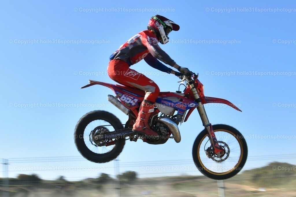 DSC_0553 | Sportfotografie , Motorsport, Motoross, Reitsport, Mointainbike, Enduro,
Landschaft , Outdoor, Eventfotografie, Landschaft, Bilder online bestellen - Realisiert mit Pictrs.com