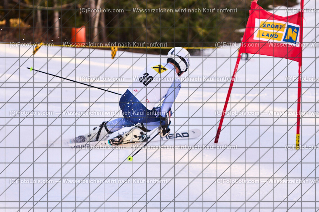 ALP0490_MastersCup-RTL-I_LKHF_Schaub Guenter | NÖ Raiffeisen MastersCup, Jugend - Damen - Herren, Riesentorlauf-Rennen 1 auf der Fuchswaldpiste, durchführender Verein: Schiklub Lackenhof, So 9. Februar 2025.
