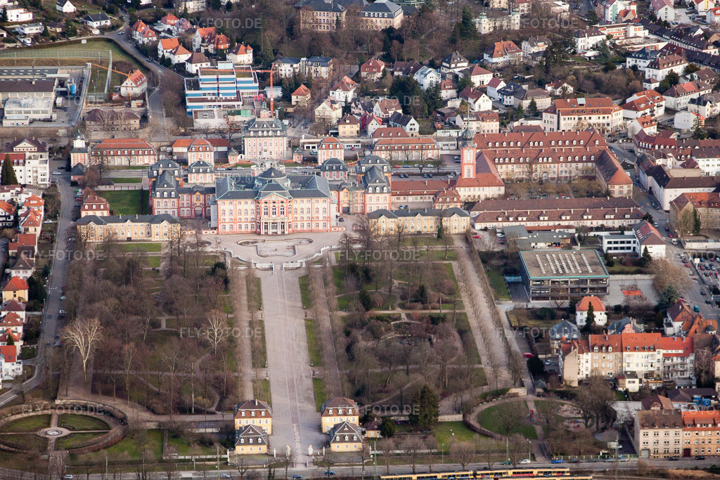 Luftbild: Bruchsal, Schloss in Bruchsal im Bundesland Baden-Württemberg in Deutschland. Foto: IMG_24666.jpg vom 27.02.2010 durch Werner Riehm/FLY-FOTO.de
