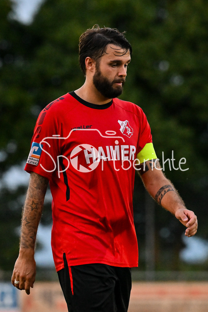 TSV Aindling - FV Illertissen | im Bild ein niedergeschlagener Patrick STOLL (Aindling 23) / traurig / enttäuscht / Einzelfoto / Freisteller / Verbandspokal Bayern: TSV Aindling - FV Illertissen, TSV Aindling Hauptplatz am 05.08.2025