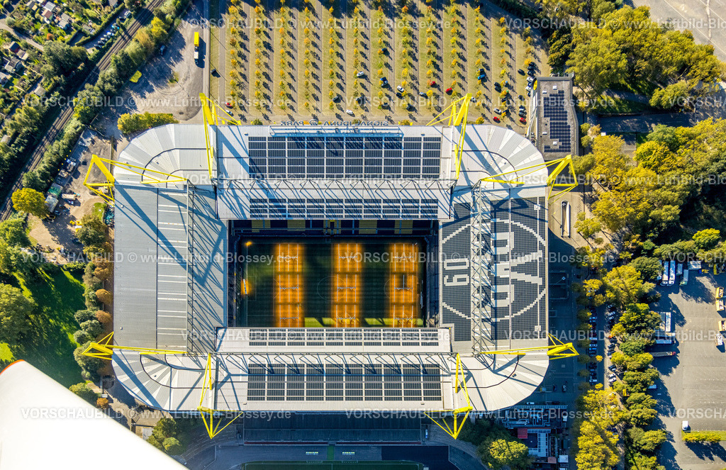 Dortmund241005953 | Luftbild, Signal Iduna Park, auch Westfalenstadion, Fußballstadion und Bundesligastadion des BVB 09 Borussia Dortmund, Senkrechtaufnahme, Westfalenhalle, Dortmund, Ruhrgebiet, Nordrhein-Westfalen, Deutschland
