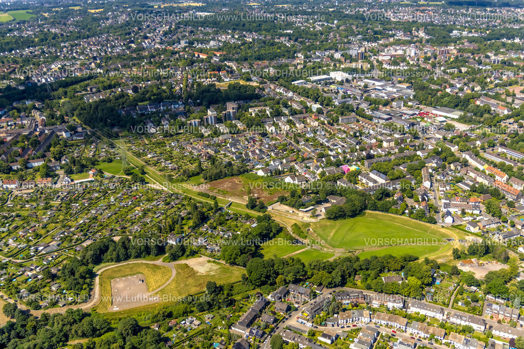 Essen230702899 | Luftbild, Wiesenfläche am Borbecker Mühlenbach, Betriebshof Emschergenossenschaft, Bochold, Essen, Ruhrgebiet, Nordrhein-Westfalen, Deutschland