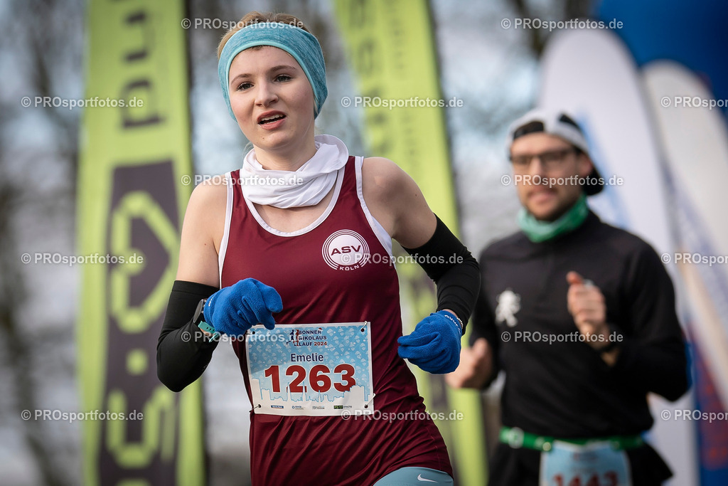 Bonner Nikolauslauf in Bonn, 08.12.2024 | Impressionen vom Bonner Nikolauslauf am 08.12.2024 in Bonn (Freizeitpark Rheinaue). Foto: BEAUTIFUL SPORTS/Axel Kohring