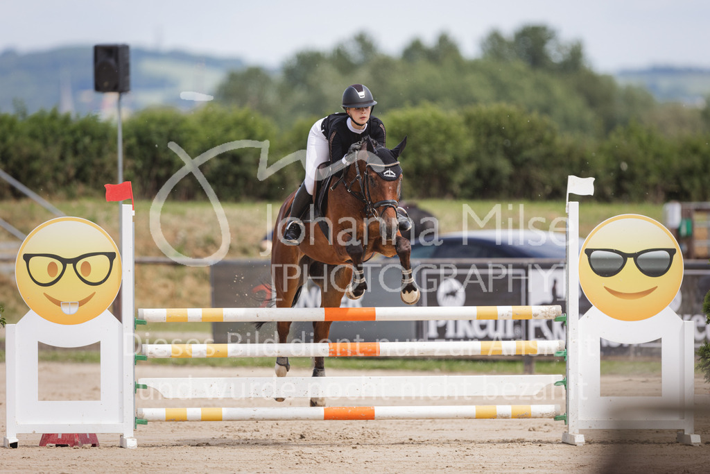 220612_LüPfSpTa_Stil-A1_CWD-400 | Lützower Pferdesporttage
Stilspringprüfung Kl.A** Qualifikation zum CWD Kids Cup 2022 JUN
12.06.2022