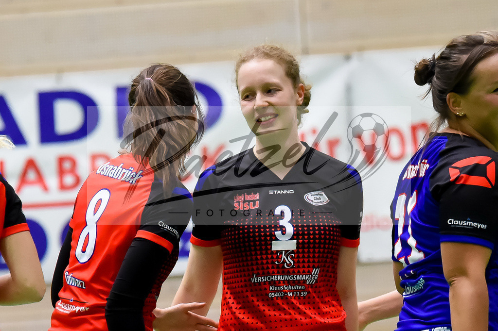 VCOBWA20211106_017 | Volleyball, Frauen:   bei dem Spiel der 3. Liga West zwischen VC Osnabrueck und SV BW Aasee in der Schlosswallhalle am 06.11.2021 in Osnabrueck, Deutschland. - Realisiert mit Pictrs.com