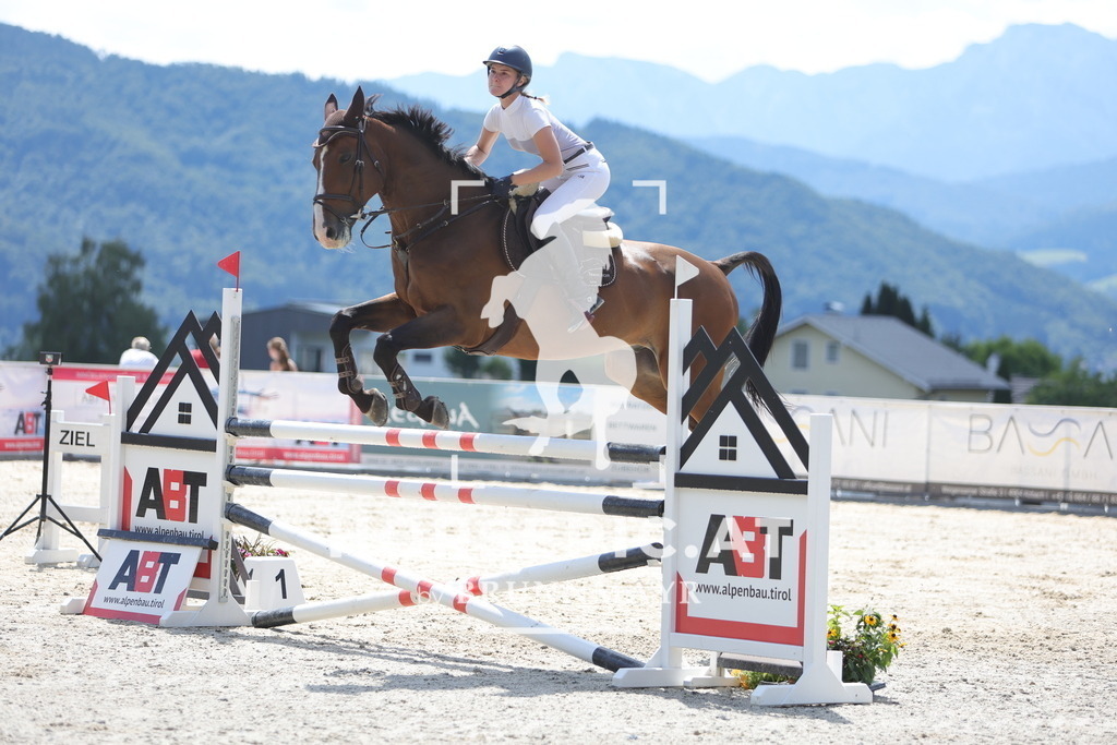 0P6A0176 | Willkommen bei Brunnmayr - Design & Fotografie – Ihrem Spezialisten für Reitturniere und Pferdeveranstaltungen in Oberösterreich, Salzburg und Bayern! Seit über 17 Jahren sind wir leidenschaftlich dabei.