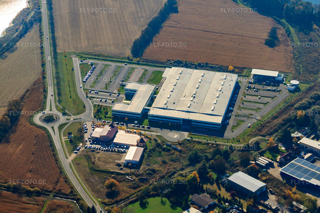 Luftbild: Faurecia in Hagenbach im Bundesland Rheinland-Pfalz in Deutschland. Foto: IMG_35256.jpg vom 31.10.2010 durch Werner Riehm/FLY-FOTO.de