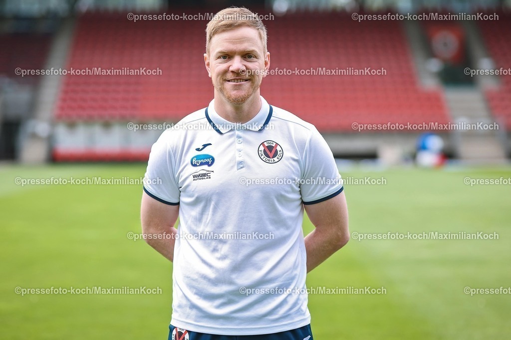 FCVK17072501067 | Marian Wilhelm (Cheftrainer); FC Viktoria Köln 1904; 3.Liga, Porträttermin, 2025/2026, 17.07.2025