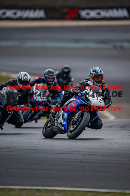 MaZZes_FotoMatrix_230719_5449 | GRUEN