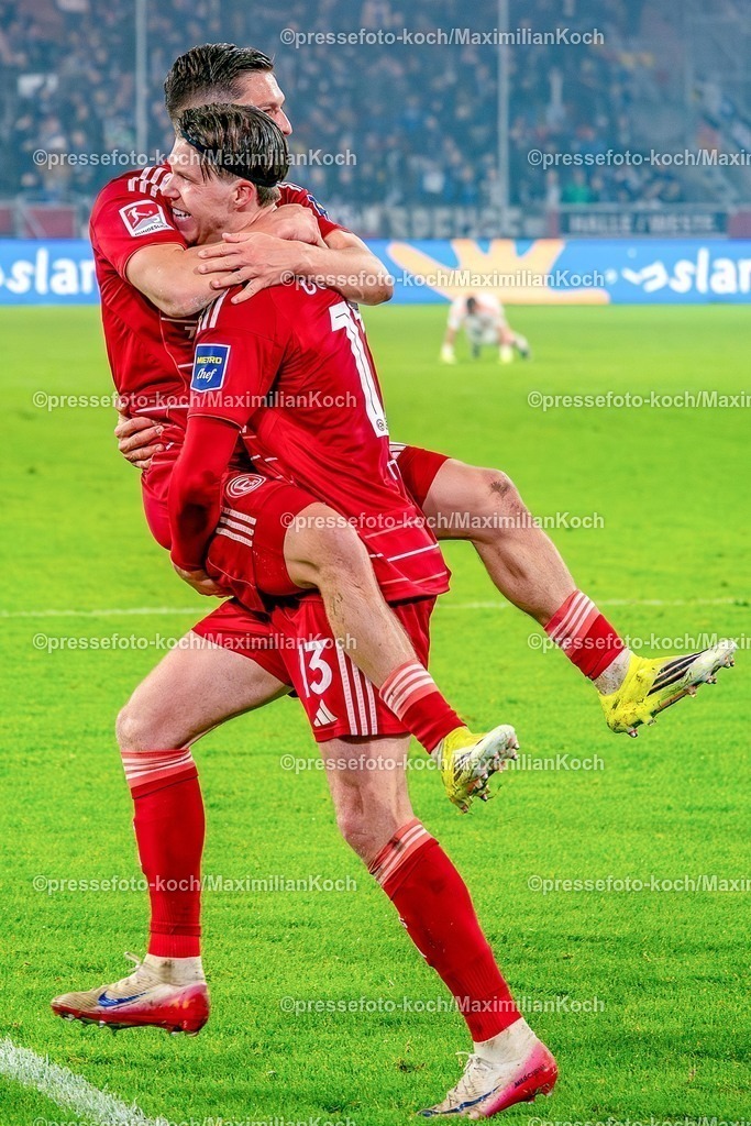 xKKUx16012601058 | 16.01.2026, xkkux, Fußball, Fortuna Düsseldorf - Arminia Bielefeld, 2. Fußball Bundesliga, Merkur Spiel-Arena, Saison 2025 2026: Torjubel nach dem Tor zum 1:0 durch Torschütze Cedric Itten (Fortuna Düsseldorf #13) zusammen mit  Kenneth Schmidt (Fortuna Düsseldorf #04) DFB regulations prohibit any use of photographs as image sequences and or quasi-video.