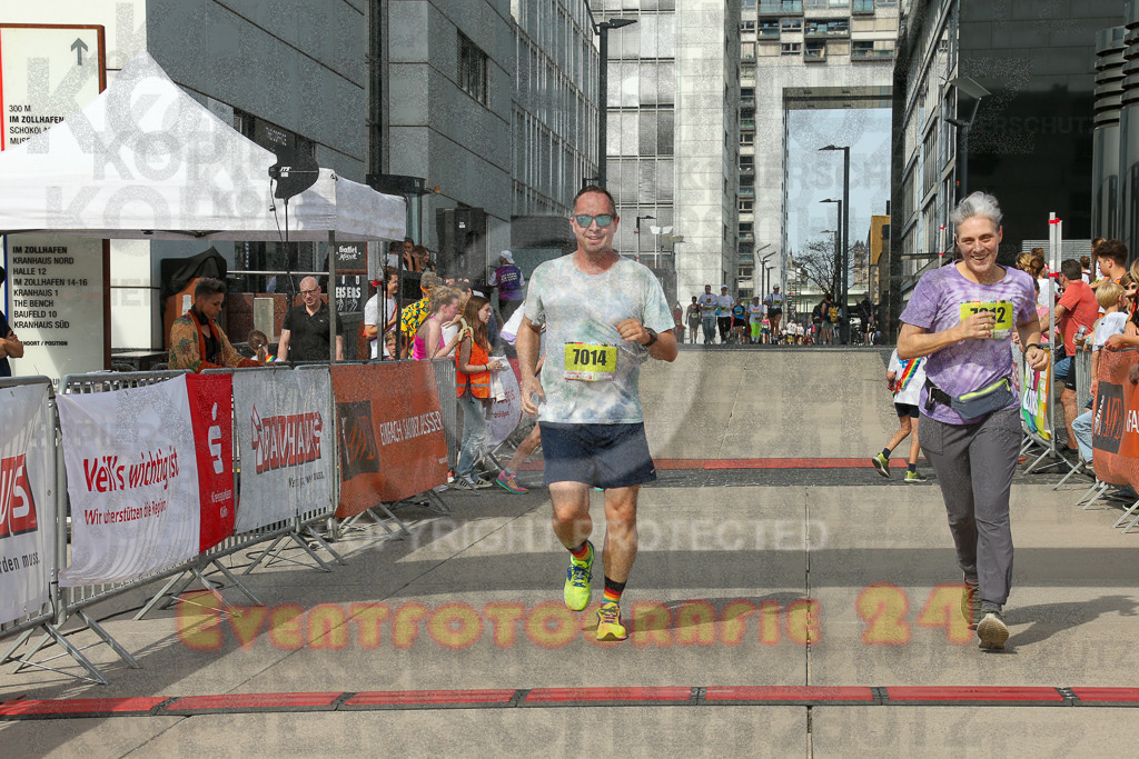 250920_1346_EX1_6613 | Sportfotografie im Rhein-Sieg Kreis, Köln, Bonn, NRW, Rheinland Pfalz, Hessen, etc. Unser Tätigkeitsfeld umfasst den Laufsport vom Volkslauf über den Marathon, Duathlon, Triathon bis zum Ultralauf wie Kölnpfad Ultra oder Schindertrail.