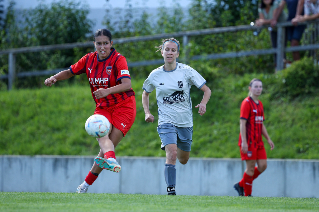 Fußball I FRAUEN I Saison 2025-2026 I Freundschaftsspiel I FC Loppenhausen - 1FC Heidenheim 1846 II I_250831_1128 | Fotopresso – Sportfotografie in Heidenheim & Umgebung. Professionelle Sportfotografie für unvergessliche Momente. Dynamische Action-Shots, emotionale Szenen & hochwertige Bilder. - Realisiert mit Pictrs.com