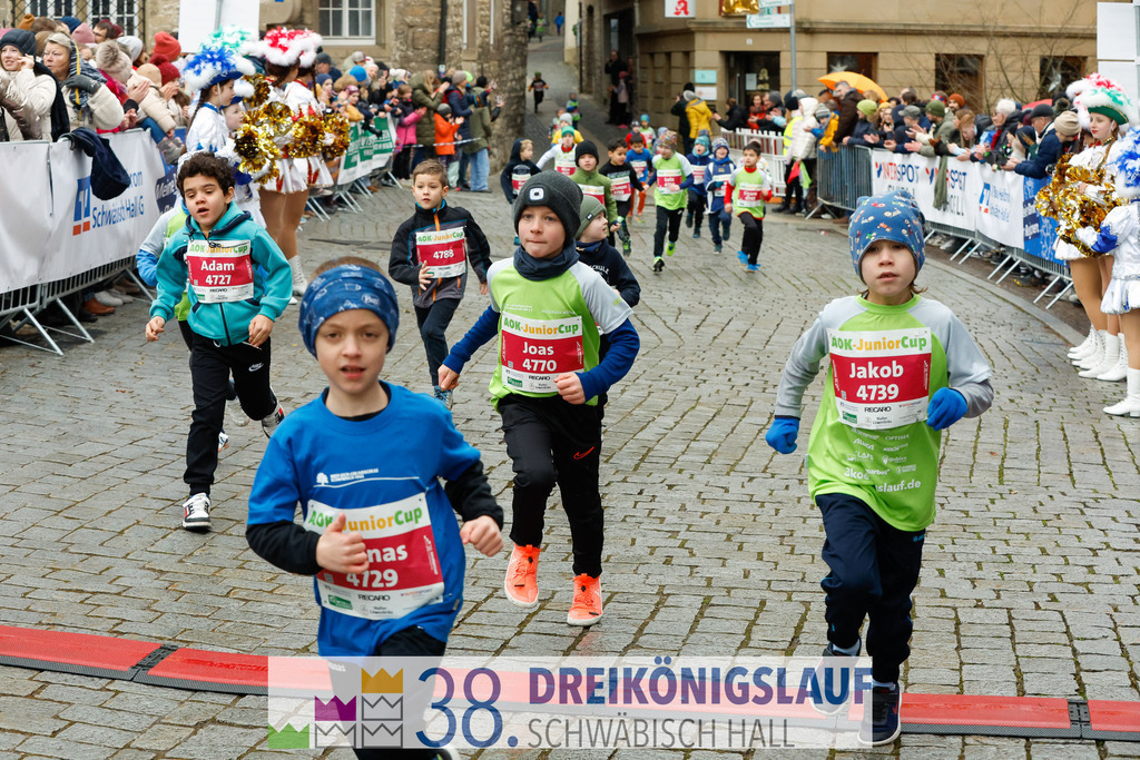 400m AOK Junior Cup | 3 Koenigslauf 2024 400m AOK Junior Cup - Realisiert mit Pictrs.com