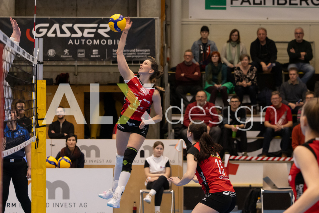 Volleyball I Frauen I Saison 2025-2026 I Volleyball NLA | Women I 1/4 Finals I VC Kanti Schaffhausen - BIWI Volleyball Franches-Montagnes I 21.02.2026 | 11 Kateřina Holásková (CZ) (VC Kanti Schaffhausen) – Mitte - Realisiert mit Pictrs.com