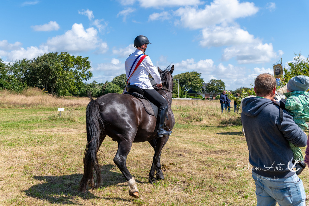 20240707-EAF_8911 | Eilun-Art-Fotografie Levke Martens, ihre Fotografin für Immobilien- und Landschaftsfotografie auf Föhr, Föhrer Motive als Poster, Leinwand, hinter Acrylglas oder stelle dir deinen eigenen Monatskalender zusammen, mit nur einem Klick