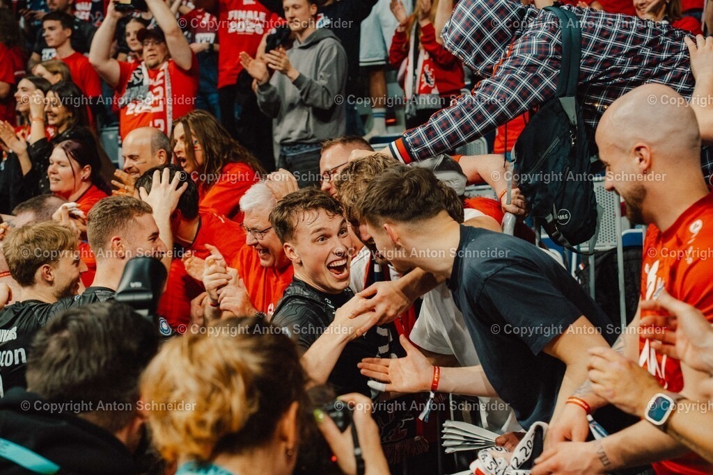 Vollyballpokalfinale 25/26 Mannheim | Zoi DVV Pokalfinale am 28.02.2026 in Mannheim I VfB Suhl LOTTO Thüringen - Allianz MTV Stuttgart I VfB Friedrichshafen - SVG Lüneburg - Realisiert mit Pictrs.com
