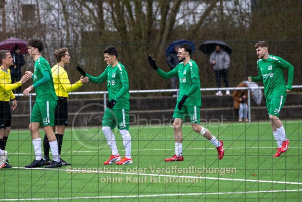 20260314_153411_0028 | #,1.FC Eislingen (blau) vs. GSV Maichingen (grün), Fussball, Landesliga 2 - wfv, 18. Spieltag, Saison 2025/2026, Kunstrasenplatz am Eichenbach, Haldenstraße, 73054 Eislingen, 14.03.2026 - 15:00 Uhr,Foto: PhotoPeet / Event- &amp; Sportfotografie / Peter Harich