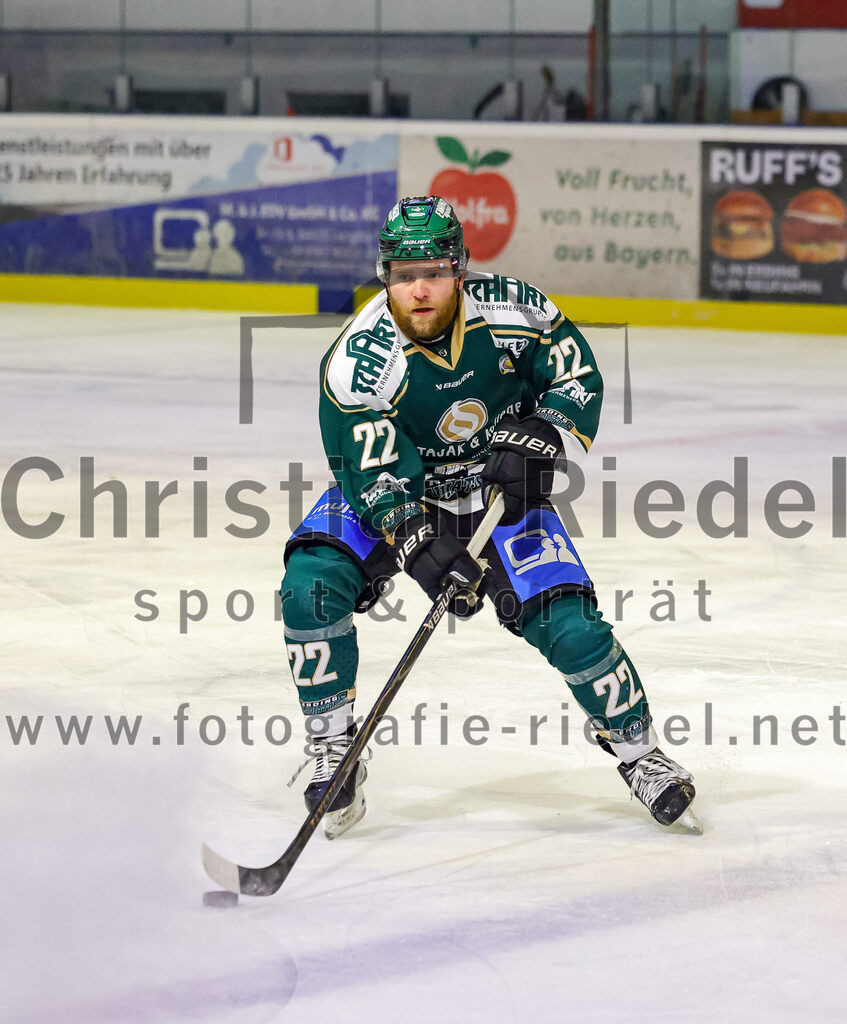 2025-12-14_131_TSV_Erding_gegen_ECDC_Memmingen_Indians | Erding, Deutschland, 14.12.2025:Eishockey, Oberliga Süd 2025 / 2026, 26. Spieltag, TSV Erding gegen ECDC Memmingen Indians, Endergebnis: 1:2Foto: Christian Riedel / fotografie-riedel.net