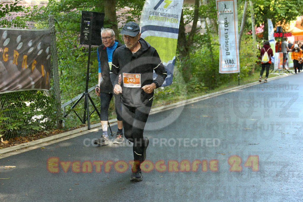 250914_1101_EX1_1249 | Sportfotografie im Rhein-Sieg Kreis, Köln, Bonn, NRW, Rheinland Pfalz, Hessen, etc. Unser Tätigkeitsfeld umfasst den Laufsport vom Volkslauf über den Marathon, Duathlon, Triathon bis zum Ultralauf wie Kölnpfad Ultra oder Schindertrail.