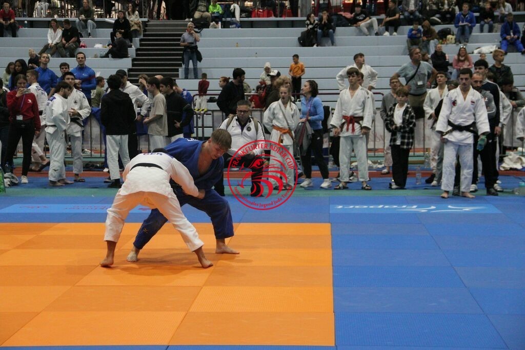 IMG_3943 | Fotos vom Adler Cup - Pictures from Adler Cup

Hier findet Ihr alle Eindrücke und großen Momente der Adler Cup Wochenenden. Here you will find all impressions and great moments of the Adler Cup weekends. - Realisiert mit Pictrs.com