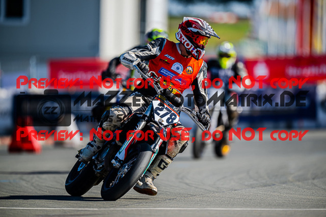 MaZZes_FotoMatrix_220903_1293 | S4