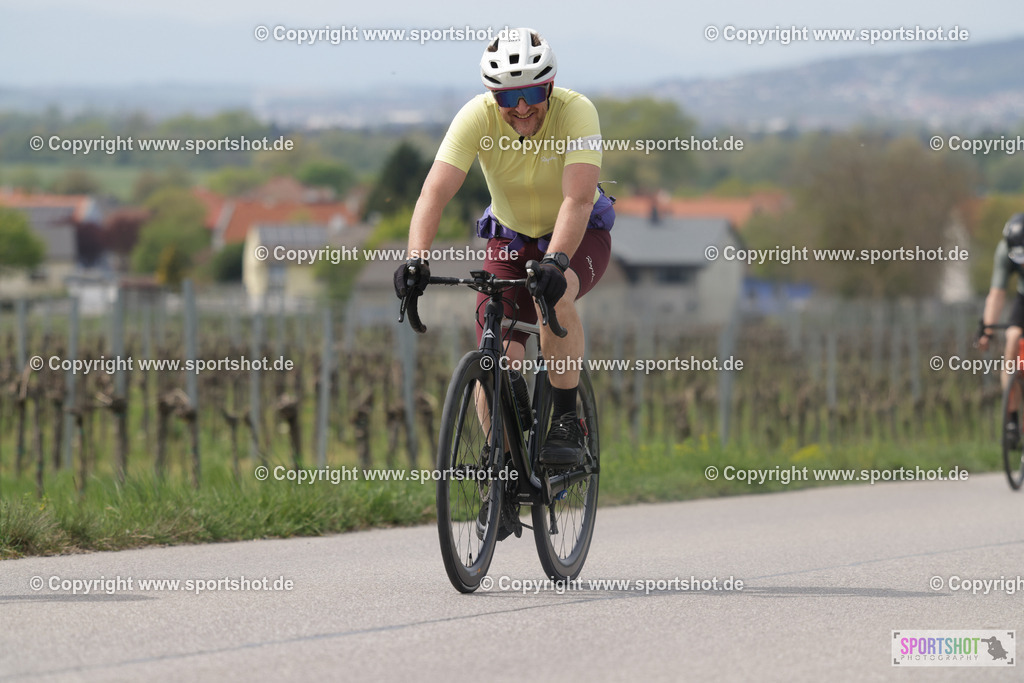 368A5587 | Neusiedlersee Radmarathon 2026@sportshot_your_pictrs #yourpictures#roadtowm2029 #nrm #neusiedlerseeradmarathon #neusiedlersee #neusiedlerseetourismus #burgenland #mörbisch #nrm26 #burgenlandtourismus #voglundco #poweredbyburgenlandtourismus #radsport #rad #marathon #ucigranfondo #visitburgenland #ucigranfondoworldseries