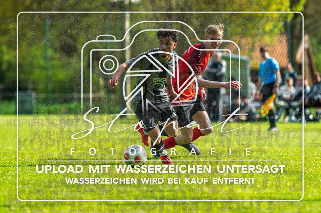 Kreisliga Herren HK - FG Fulde-Stellichte vs. SG Wintermoor-Schuelern | Nazar Genco (FG Fulde-Stellichte #14), Eduard Regehr (SG Wintermoor/Schuelern #17); Kreisliga Herren HK - FG Fulde-Stellichte vs. SG Wintermoor-Schuelern am 26.04.2026 in Lehrdestadion, Stellichte - Realisiert mit Pictrs.com