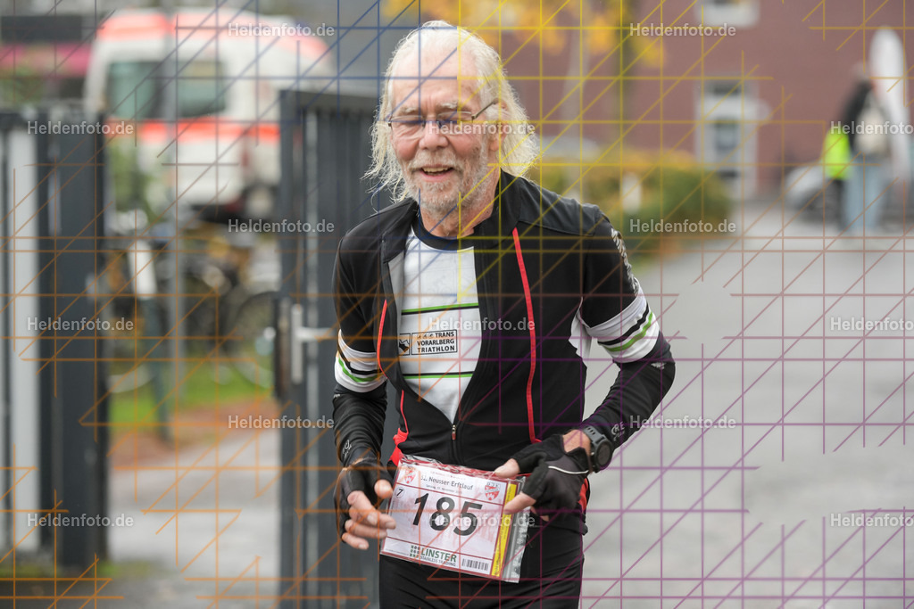 Neusser Erftlauf 2025  | 15km Neusser Erftlauf 2025 Foto: Heldenfoto.de