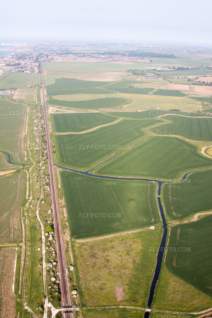 Aerial view: View of the town in Saint Nicholas at Wade in the state England, Great Britain. – Photo: IMG_50391.jpg taken on 05/27/2012 by Werner Riehm/FLY-FOTO.com – Resolution of the original: 3168 x 4752 px
