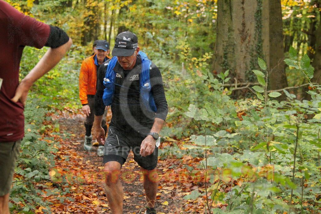 251026_1252_EV4_5988 | Sportfotografie im Rhein-Sieg Kreis, Köln, Bonn, NRW, Rheinland Pfalz, Hessen, etc. Unser Tätigkeitsfeld umfasst den Laufsport vom Volkslauf über den Marathon, Duathlon, Triathon bis zum Ultralauf wie Kölnpfad Ultra oder Schindertrail.