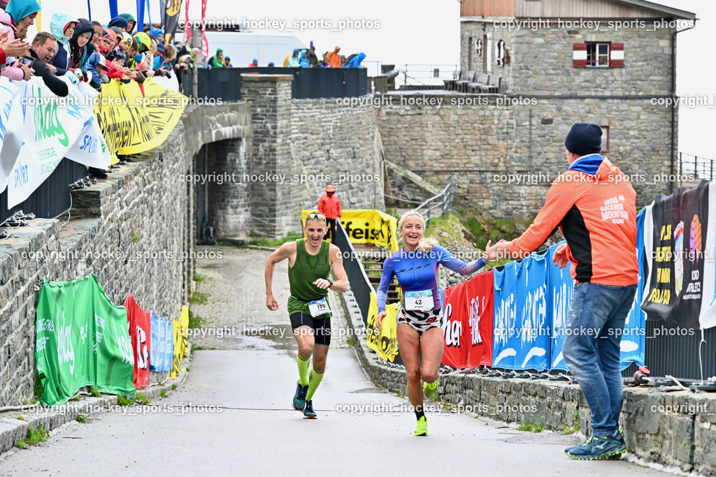 Großglockner Mountain Run | #42 BISCHOF Barbara , #135 Habernig Thomas, Großglockner Mountain Run, Großglockner Mountain Run 2024 am 07.07.2024 in Heiligenblut (Großglockner), Austria, (Photo by Bernd Stefan)