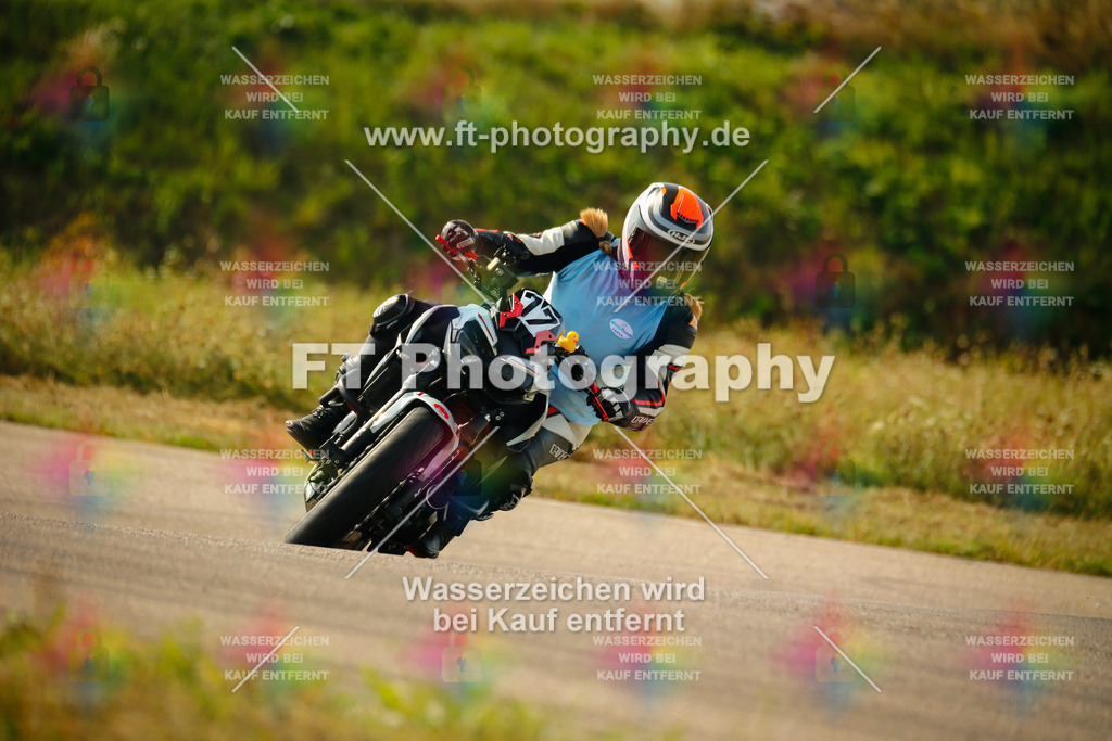 _MOT6463 | Hier findet Ihr Bilder von Touristenfahrten auf der Nürburgring Nordschleife oder von anderen Veranstaltungen die ich besucht habe. Viel Spass beim Durch Schauen 