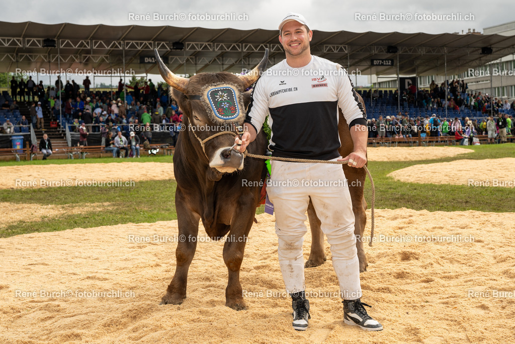 DSC02181 | René Burch leidenschaftlicher Fotograf aus Kerns in Obwalden.  Hier finden sie Sport, Landschaft und Natur Fotografie.
 - Realisiert mit Pictrs.com