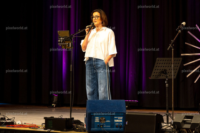 Kunst trifft Stadt - Aufführung | Bildershop von pixelworld.at - Realisiert mit Pictrs.com