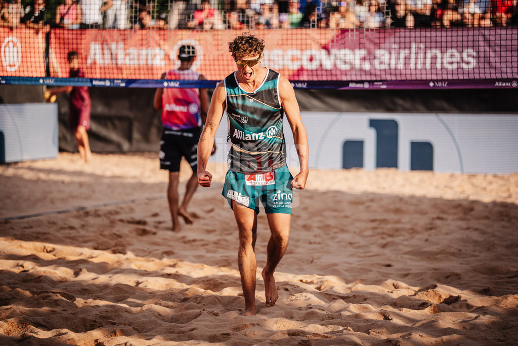 Beachvolleyball | Männer | Allianz German Beach Tour 2025 | Tourstop München | 05.07.2025 | Hennes Nissen jubelt