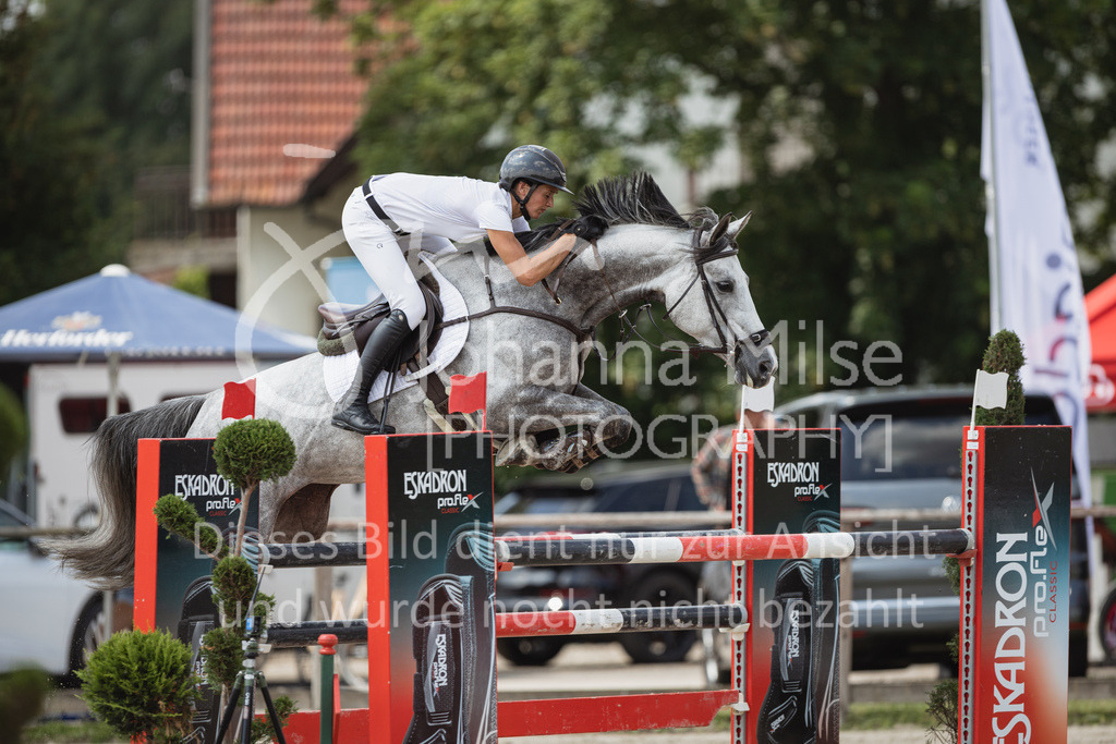 230624_PfSpTa_YoungsterM2-848 | Deine schönsten Turniermomente als professionelle Fotos! Entdecke hochwertige Pferdesport-Fotografie im Online-Shop. Jetzt Fotos finden & bestellen!