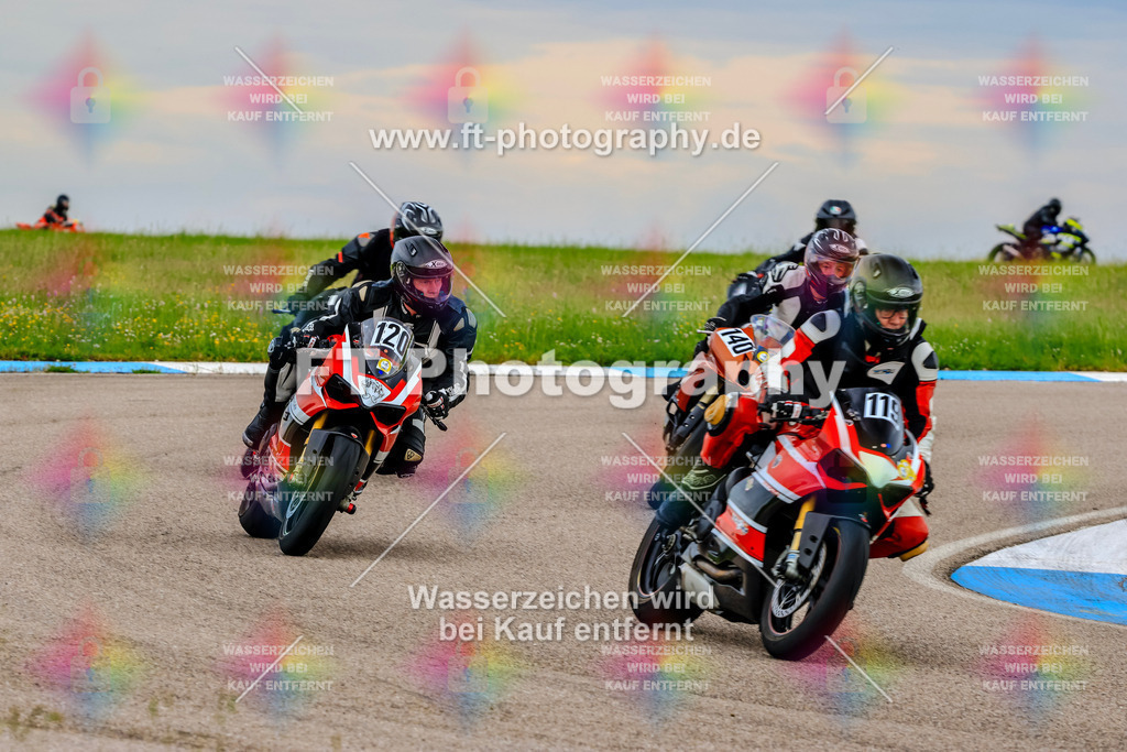 MotoTeam-1680 | Hier findet Ihr Bilder von Touristenfahrten auf der Nürburgring Nordschleife oder von anderen Veranstaltungen die ich besucht habe. Viel Spass beim Durch Schauen 