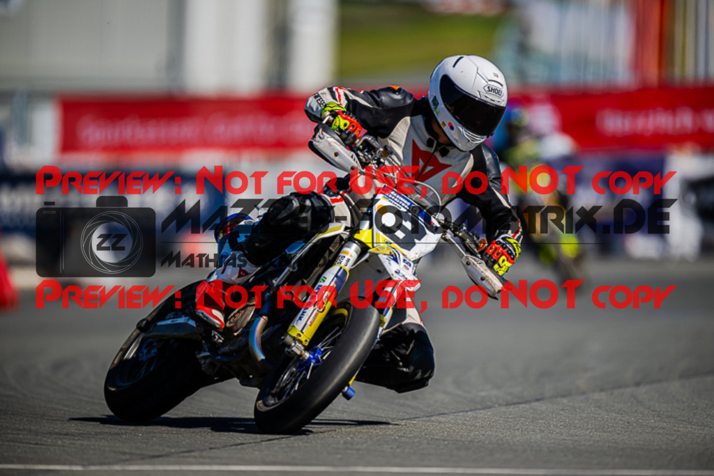 MaZZes_FotoMatrix_220903_2207 | S1