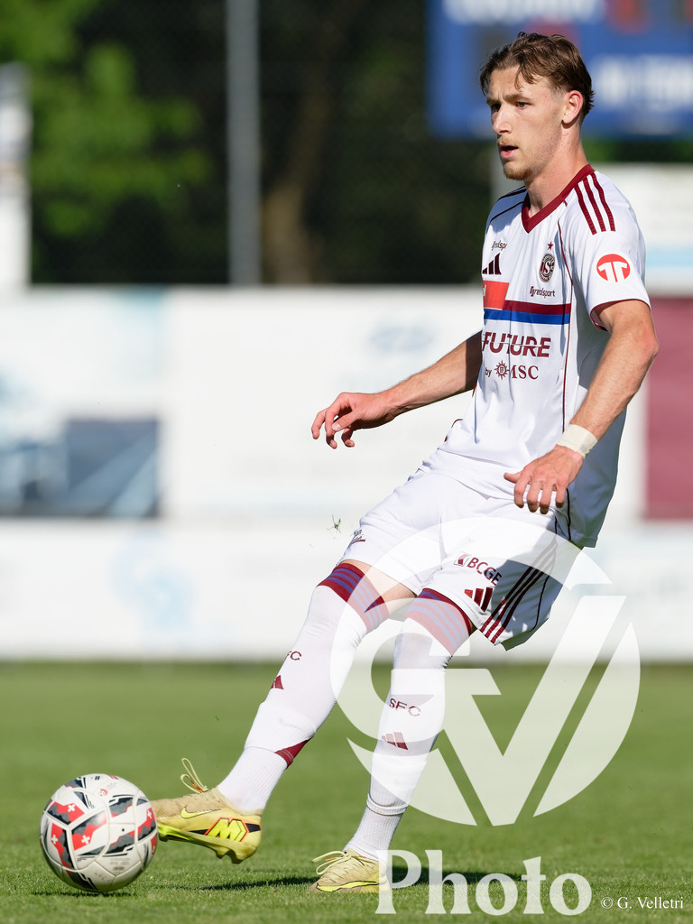 Lancy FC  v Servette FC M-21  - 1ere ligue Classic  | Geneva, Switzerland - April 25 : during the 1ere ligue Classic  match between Lancy FC  and Servette FC M-21  at Stade de Marignac on April 25 , 2026 in Geneva, Switzerland.