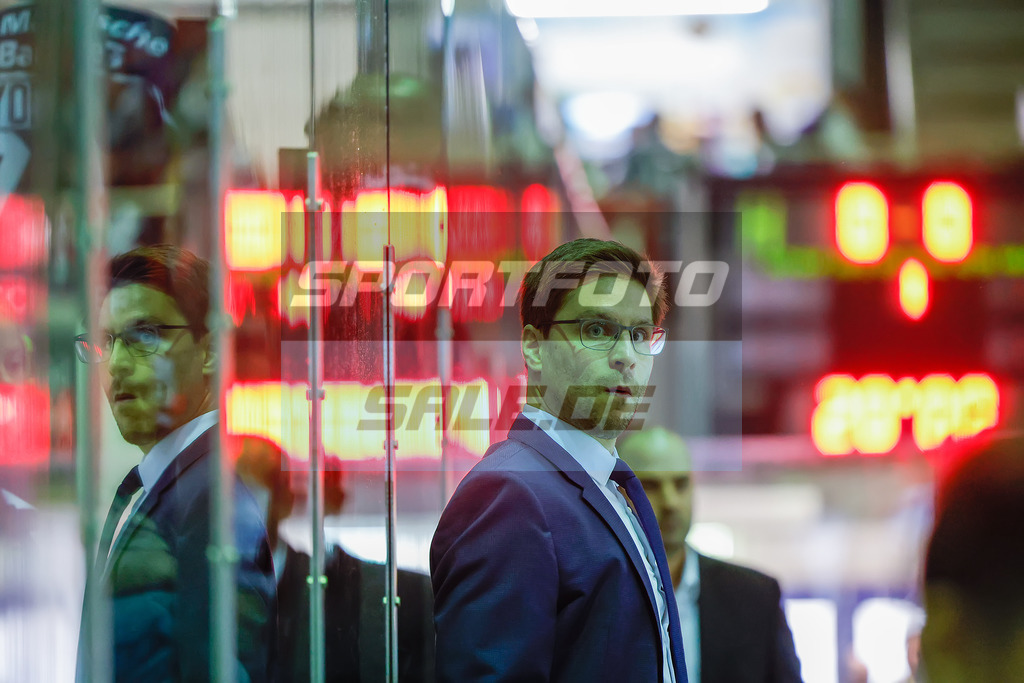 Iserlohn Roosters - Loewen Frankfurt | Chef-Trainer Pierre Beaulieu (Iserlohn Roosters)
DEL: Iserlohn Roosters - Loewen Frankfurt - Realisiert mit Pictrs.com