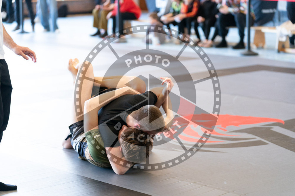 20250329PBB0767 | Fighters compete during the International Luta Livre (ILLCS) Germany IX Spring 2025 Competition spring on March 29, 2025 in Hannover, Germany.© Chiara Dazi