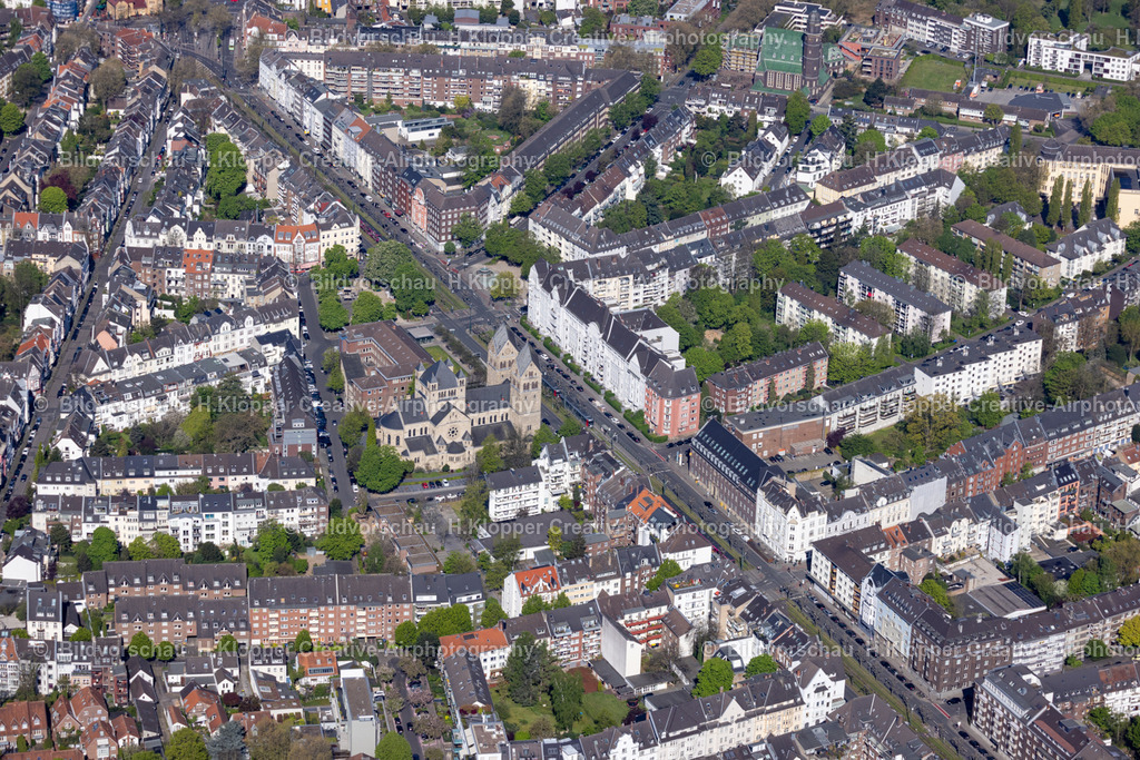 Luftbild Düsseldorf Oberkassel -Kath. Kirche St. Antonius Luegallee 439A3541 | Luftbildfotografie Hermann Klöpper/ Creative-Airphotography - Realisiert mit Pictrs.com