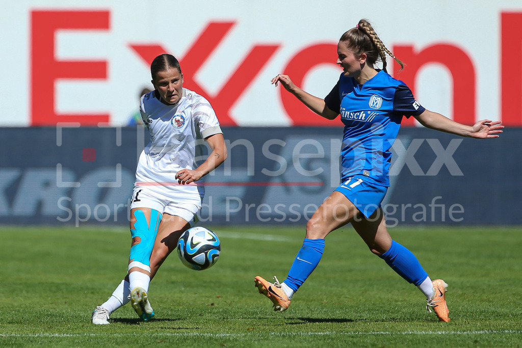 Fussball, 2. Frauen-Bundesliga, SV Meppen - 1. FFC Turbine Potsdam | v.li.: Noa Selimhodzic (1. FFC Turbine Potsdam, 21) und Noreen Günnewig (SV Meppen, 17) im Zweikampf, Duell, Dynamik, Aktion, Action, Spielszene, DIE DFB-RICHTLINIEN UNTERSAGEN JEGLICHE NUTZUNG VON FOTOS ALS SEQUENZBILDER UND/ODER VIDEOÄHNLICHE FOTOSTRECKEN. DFB REGULATIONS PROHIBIT ANY USE OF PHOTOGRAPHS AS IMAGE SEQUENCES AND/OR QUASI-VIDEO.