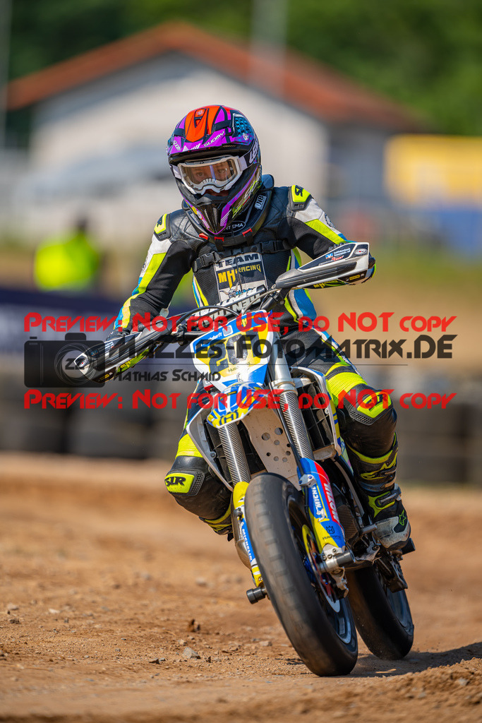 MaZZes-Fotomatrix-20260815-605349 | ROOKIES